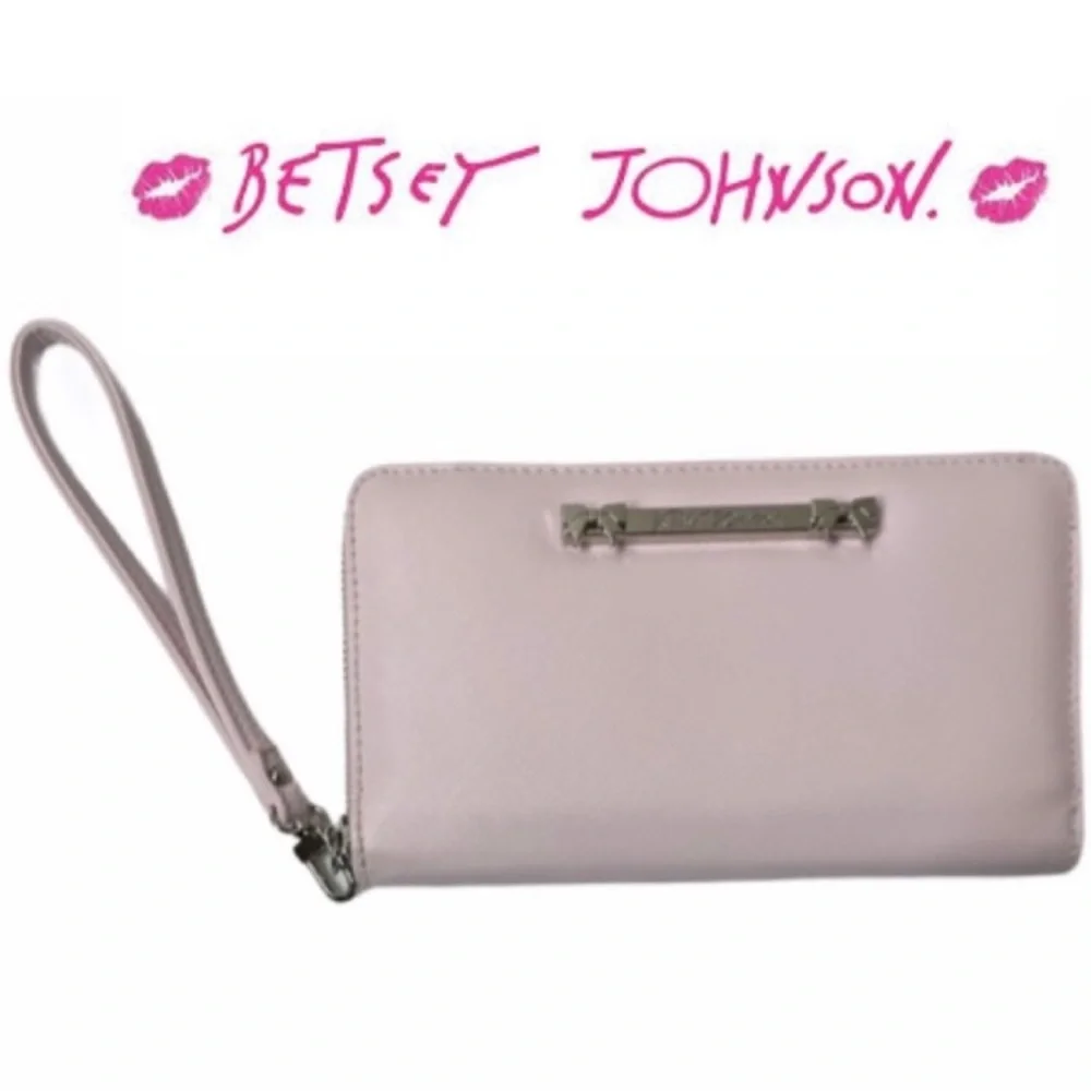 Betsy Johnson Bow Wallet Wristlet Delicate Pastel Pink Luxury Designer Purse